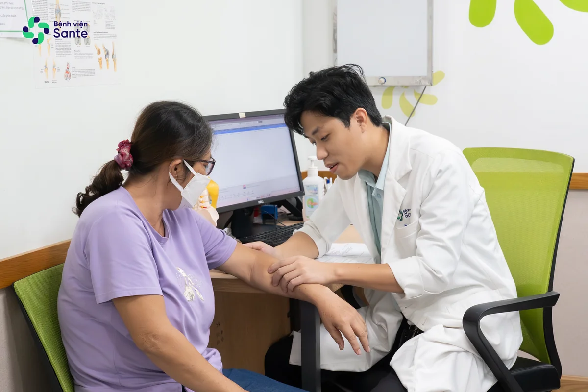 Team of Orthopedic and Traumatology Specialists at Sante Hospital
